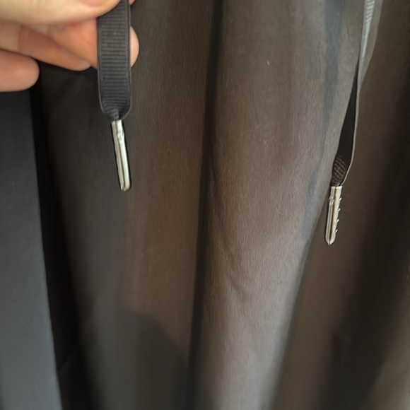 Lululemon Time to Flounce skirt sz 8 EUC - Picture 8 of 12